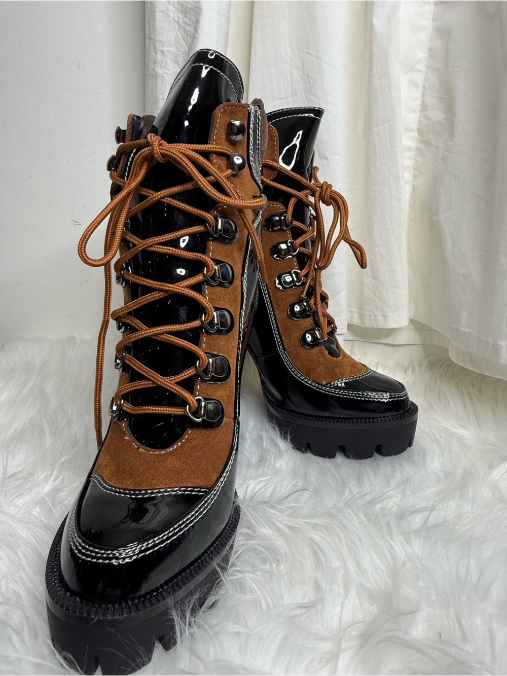 AZALEA WANG 
Black and Brown Lug Heel Lace-Up Women's Boots - Picture 3 of 7